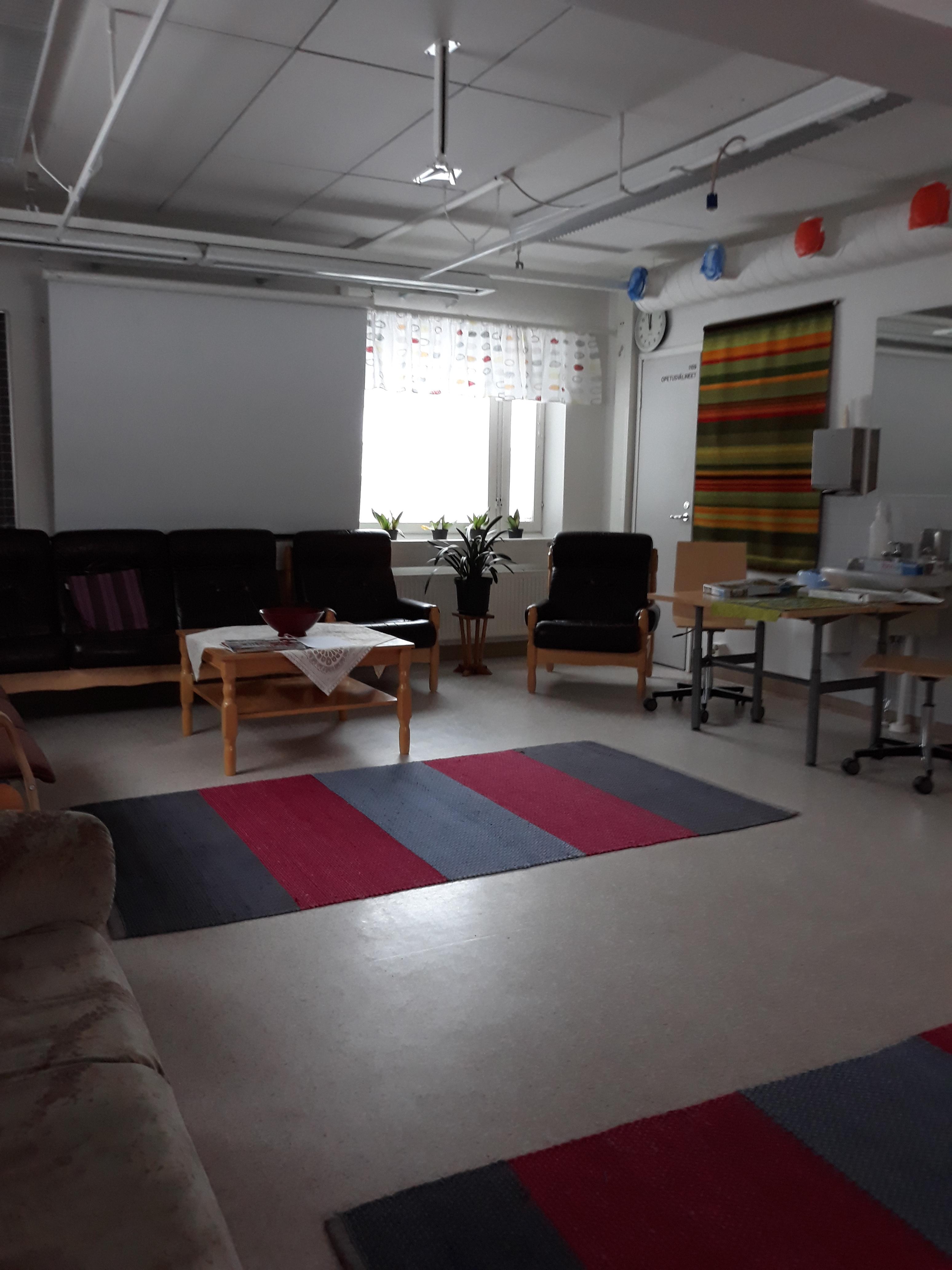eläkeläisten olohuone