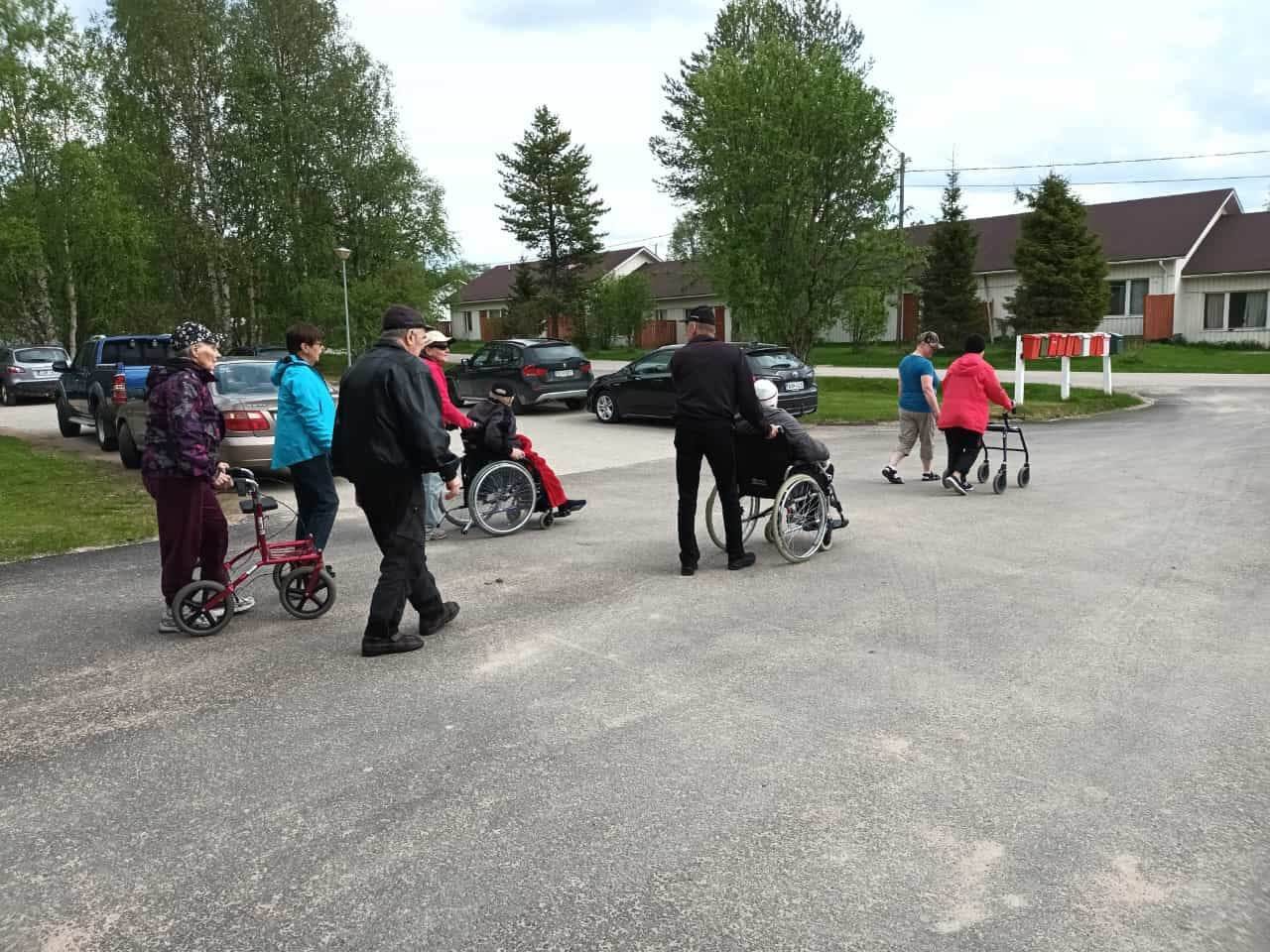 kpäiväkävelyllä