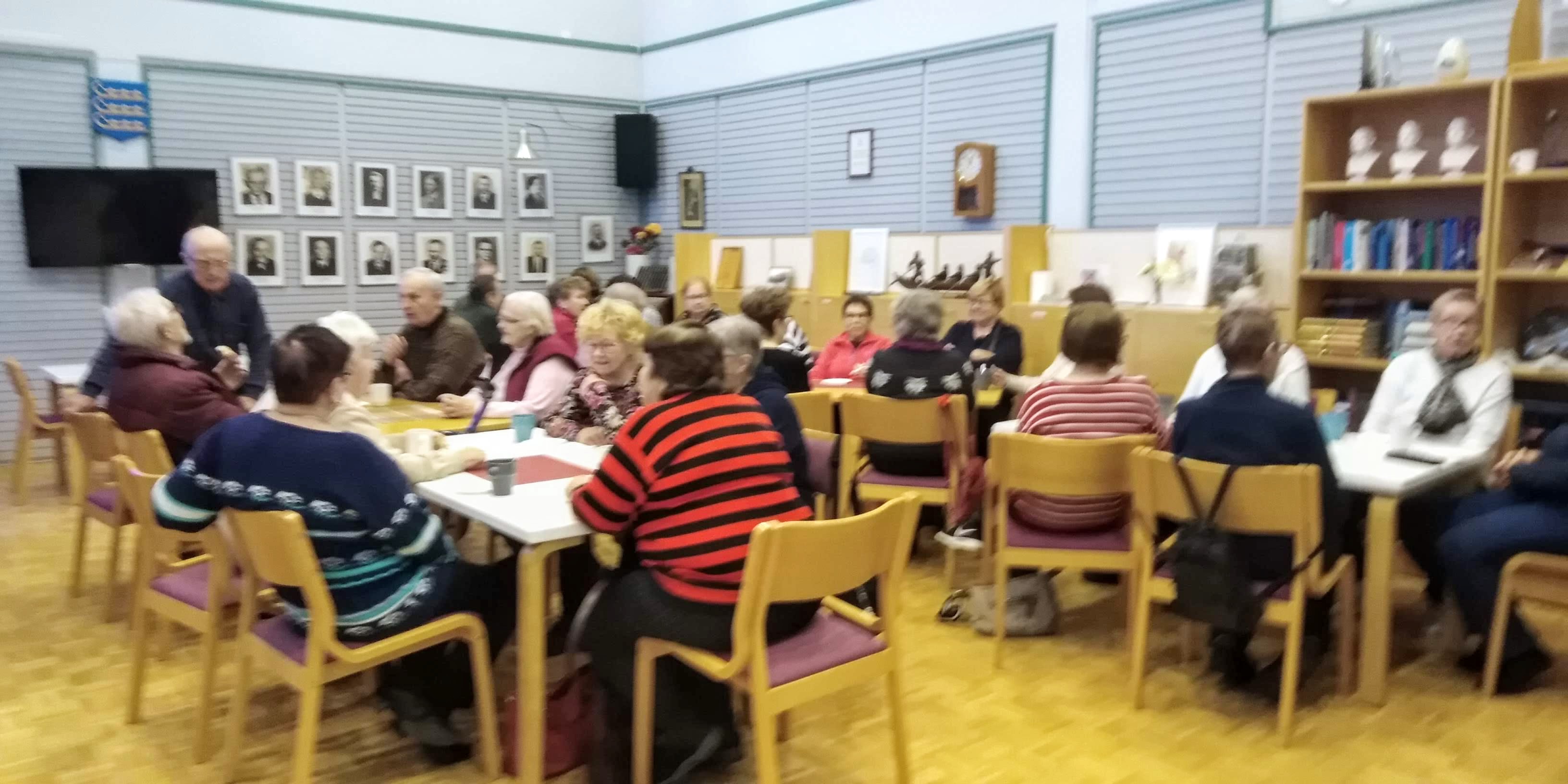 kuukausikokoontuminen Ylikiiminki