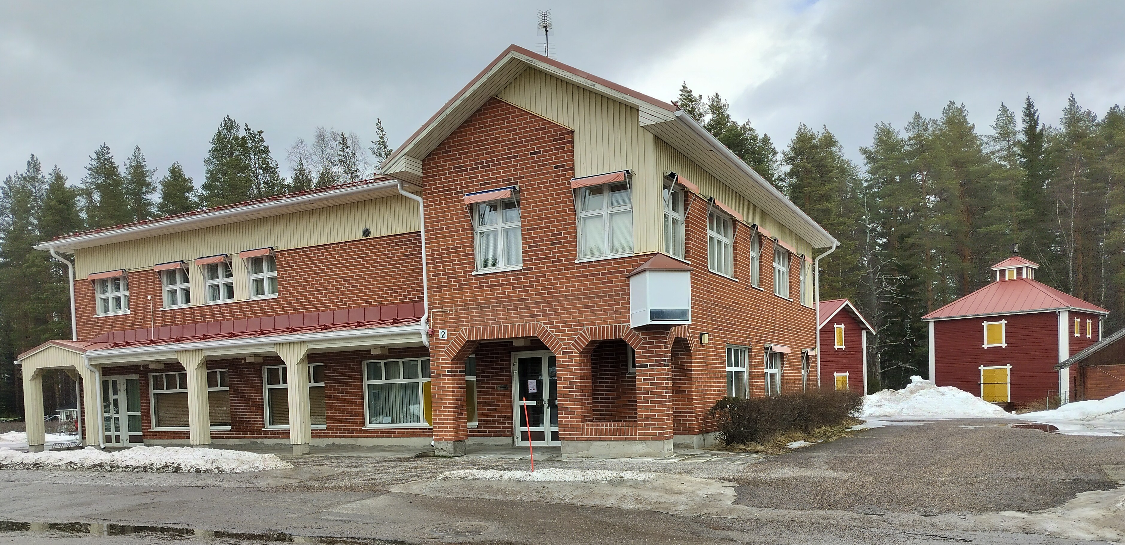 Kestilän vanha Op-talo