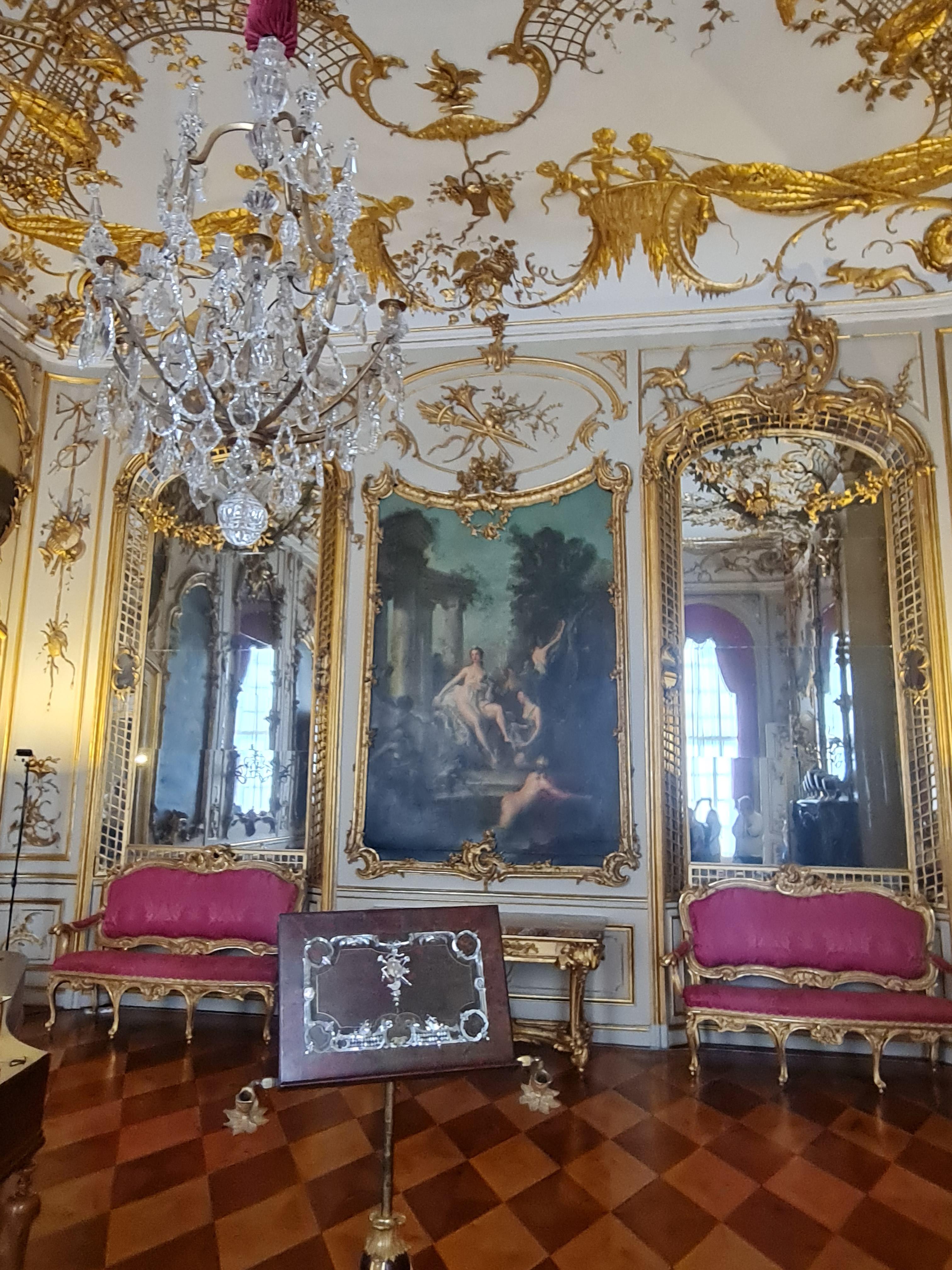 Vierassalonki