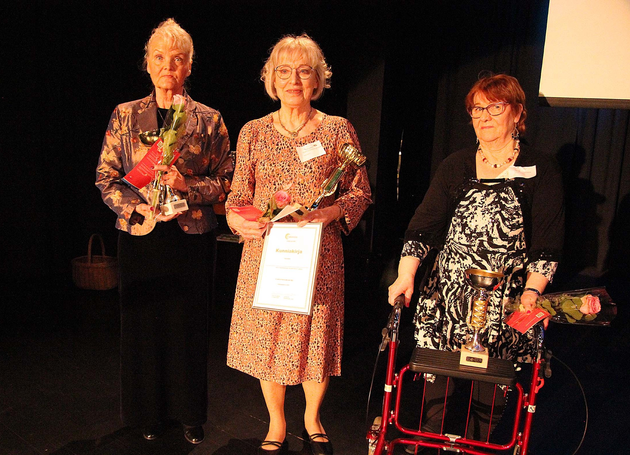 Naiset 70+ sarjan voittajat vas.Tuula Keränen, Terttu Karjalainen ja Anita Valkonen
