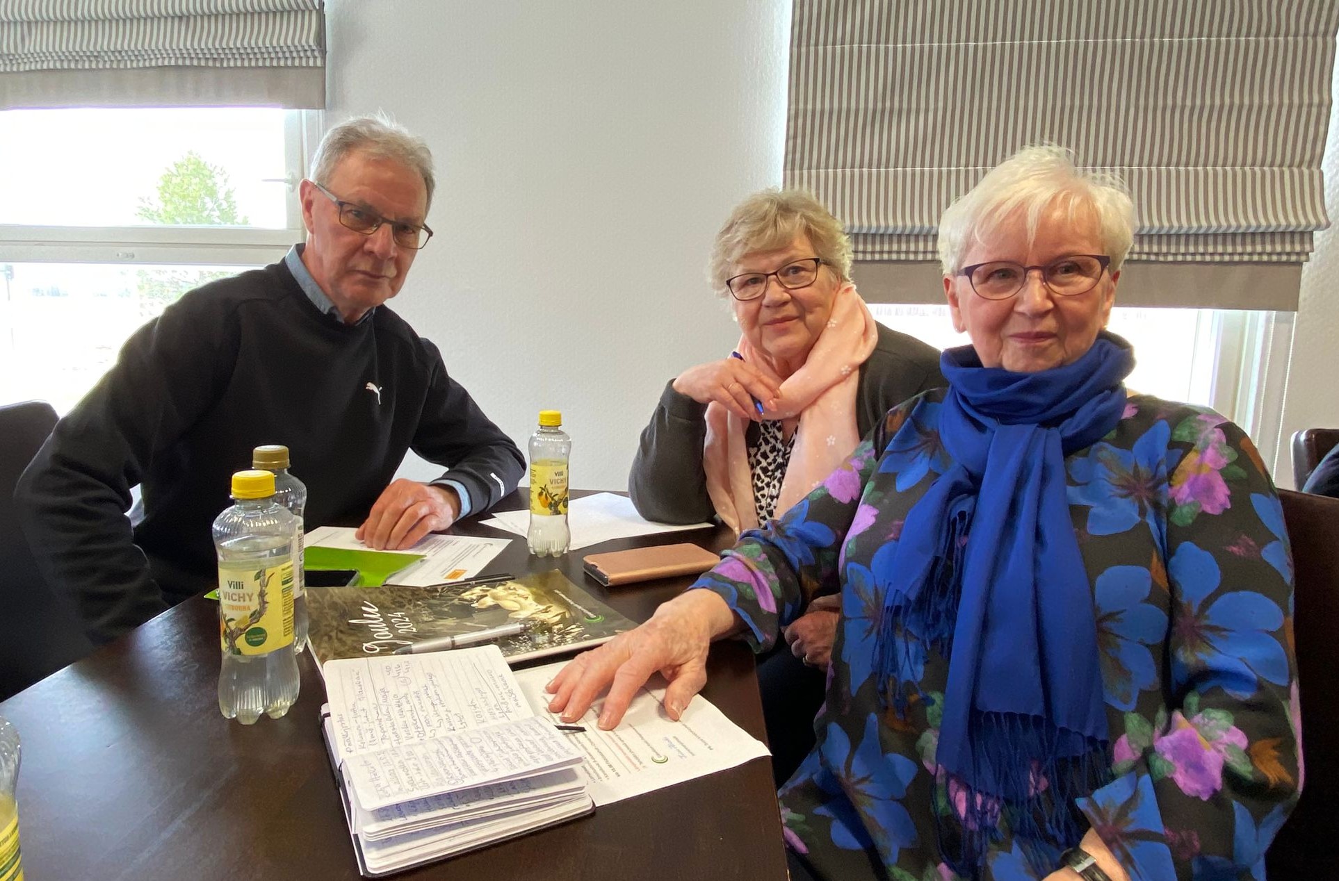 Kokkolan porukka Leo Karhulahti, Leena Wargh ja Riitta Anttila