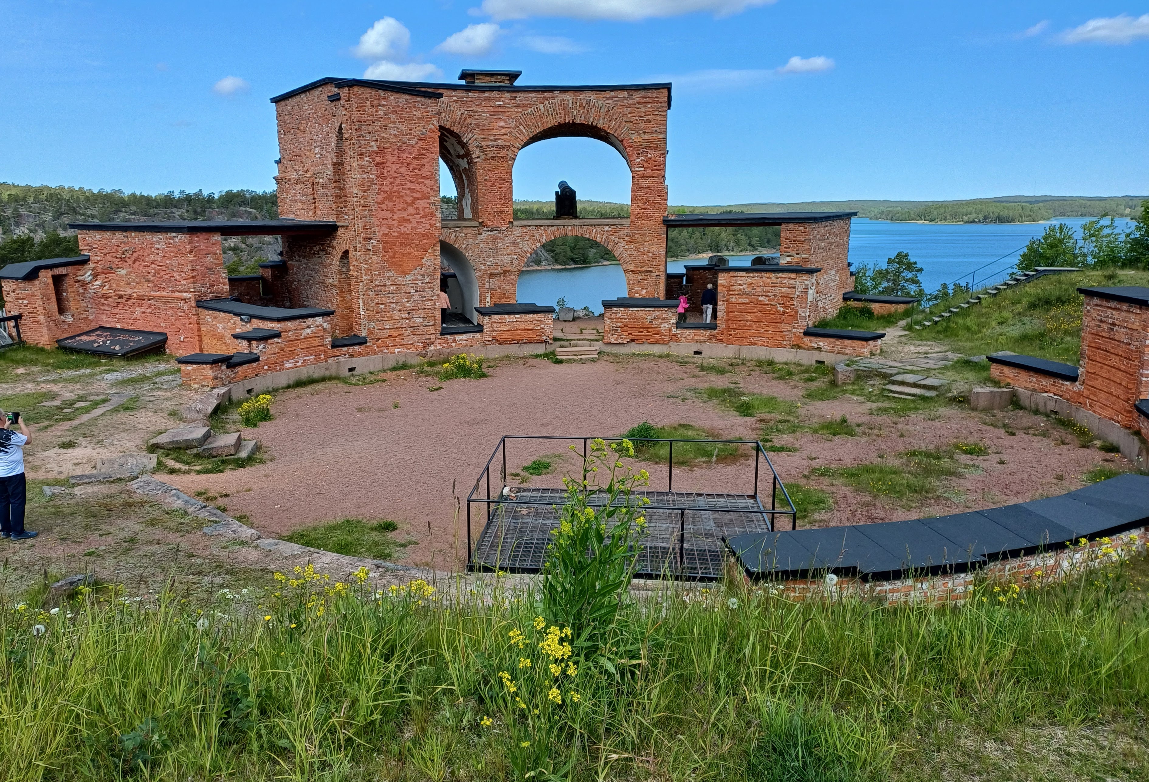 Bomarsundin linnoituksen rauniot