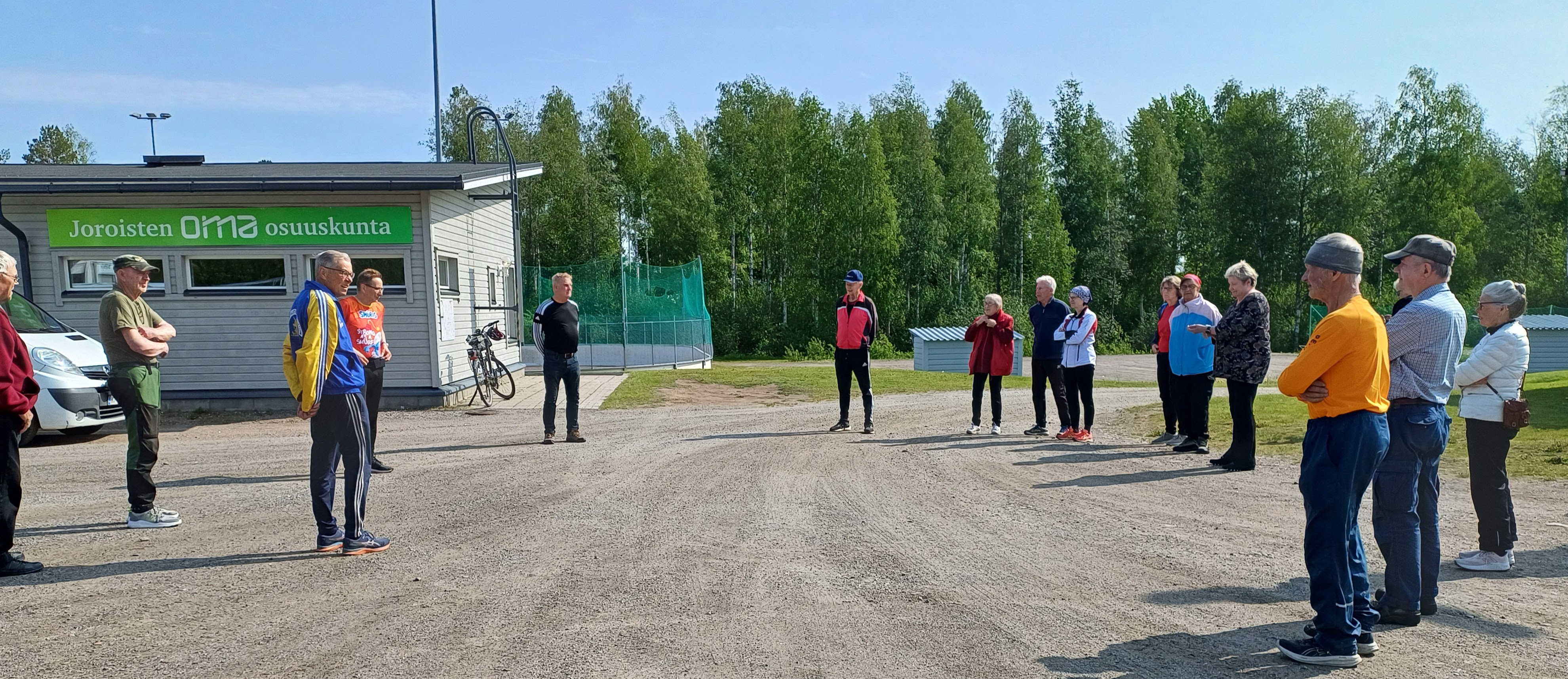 Ulkoilupäivän aloitus ja juttuhetki
