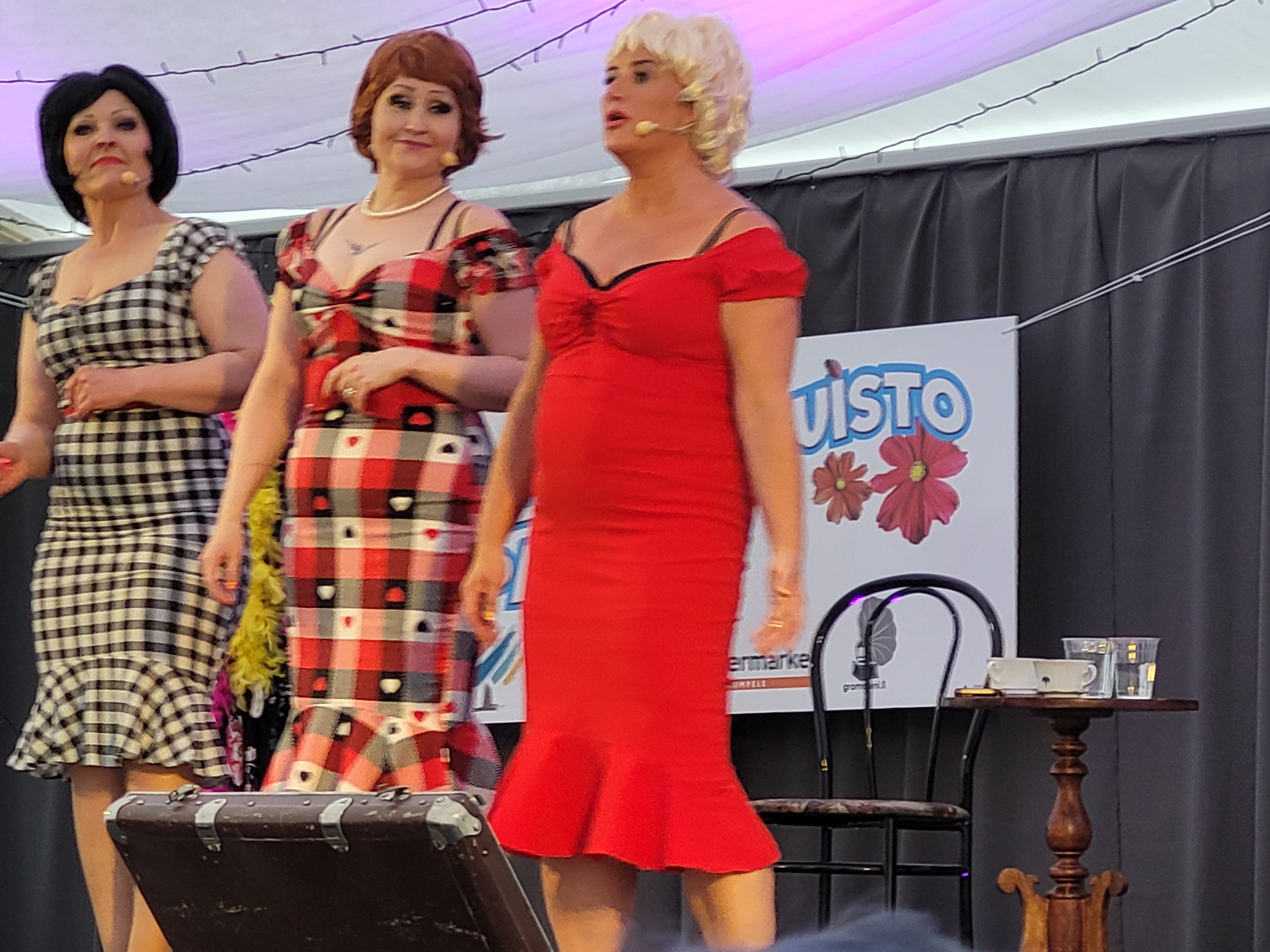 Iskelmäprinsessat, Milana Misic, Katja Karisukki, Nina Åkerman