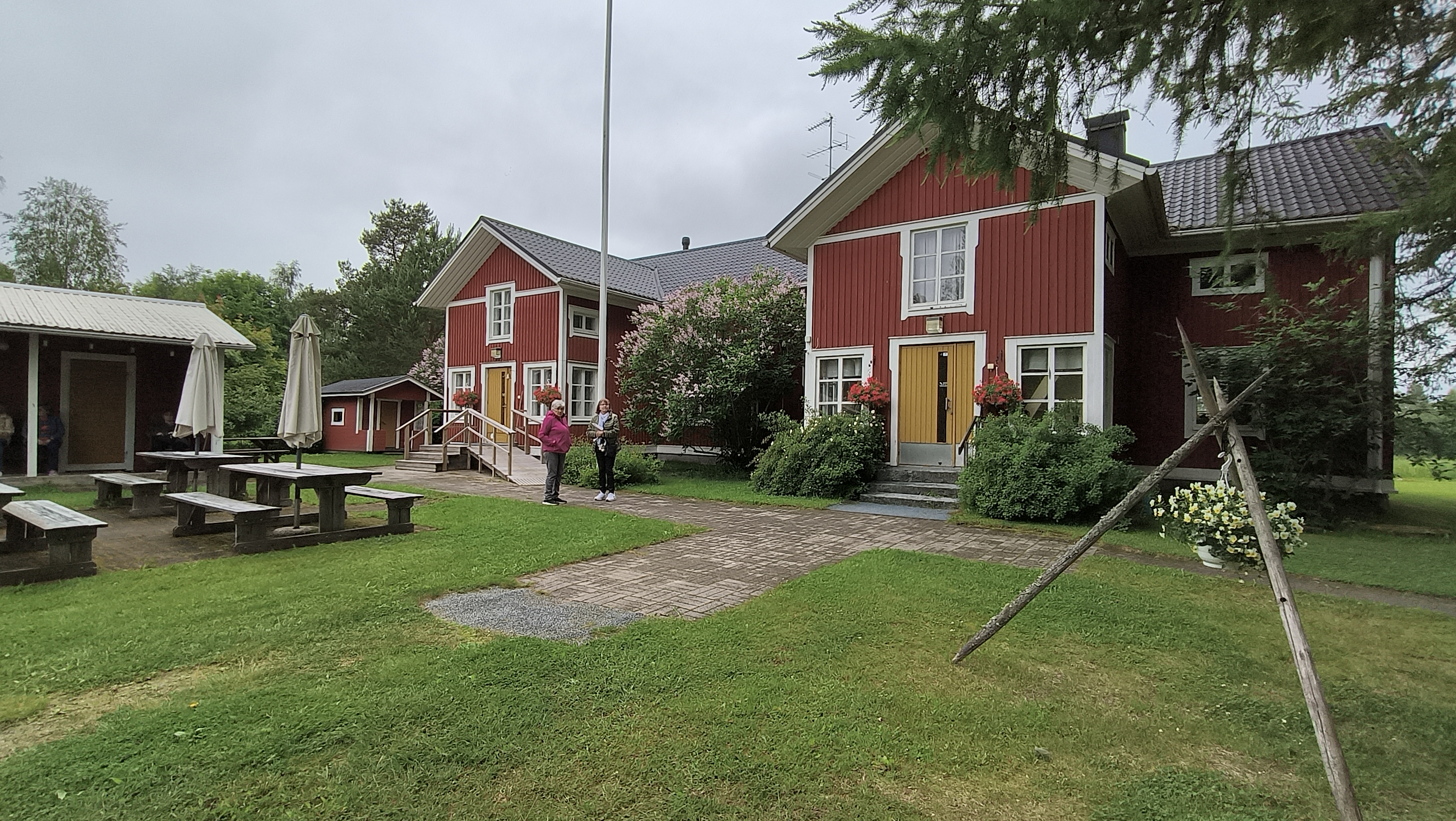 Punaisen Tuvan Viinitila Alajärvi