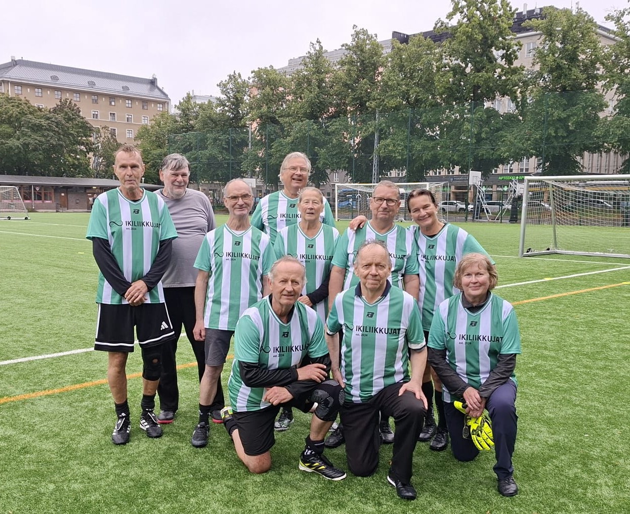 ACikiliikkujat hopeaa
