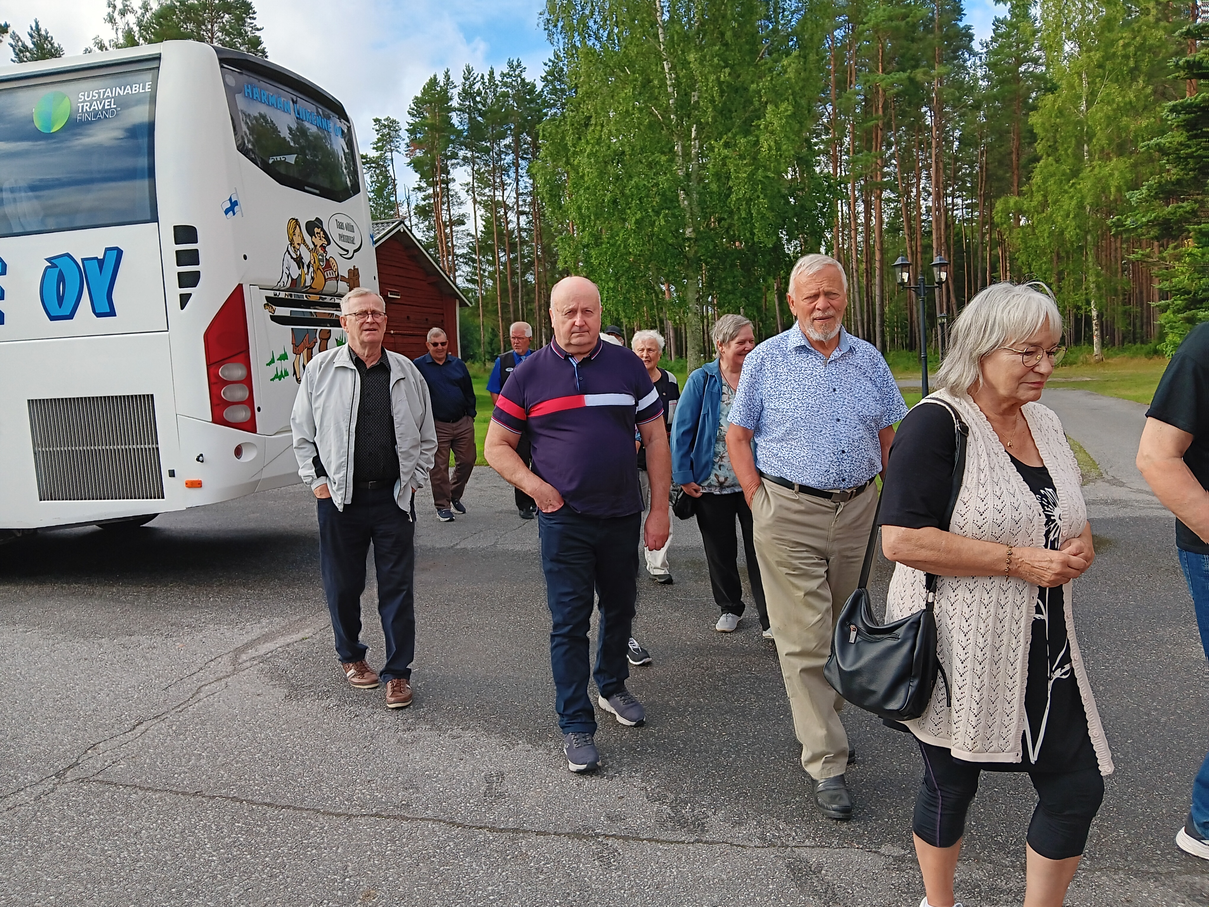 ..väkeä riittää