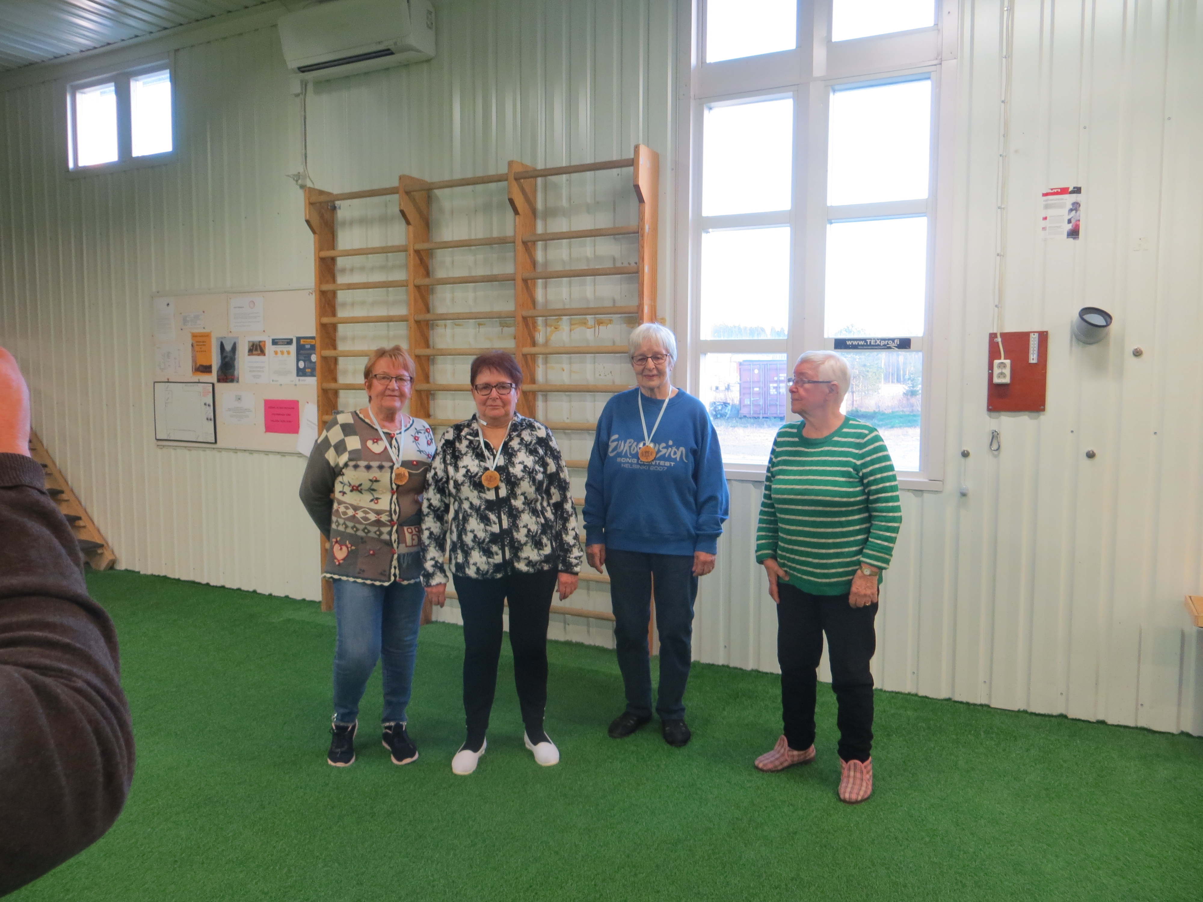 Sanna ,Eeva,Liisa ja Raili