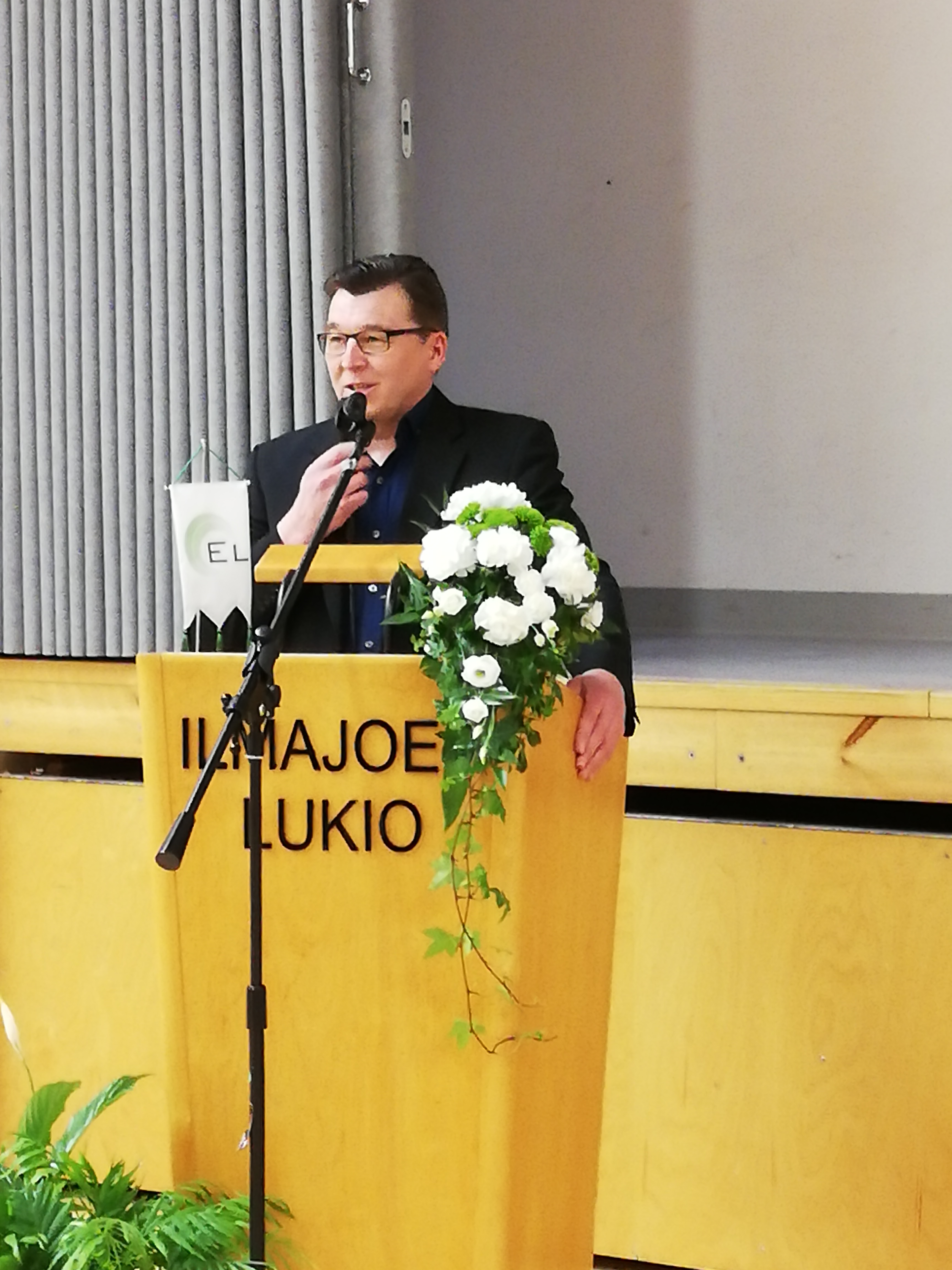 Ilmajoen kunnanjohtaja Seppo Pirttikoski Ilmajoella 6.4.2019 EL EP:n piirin kevätkokouksessa