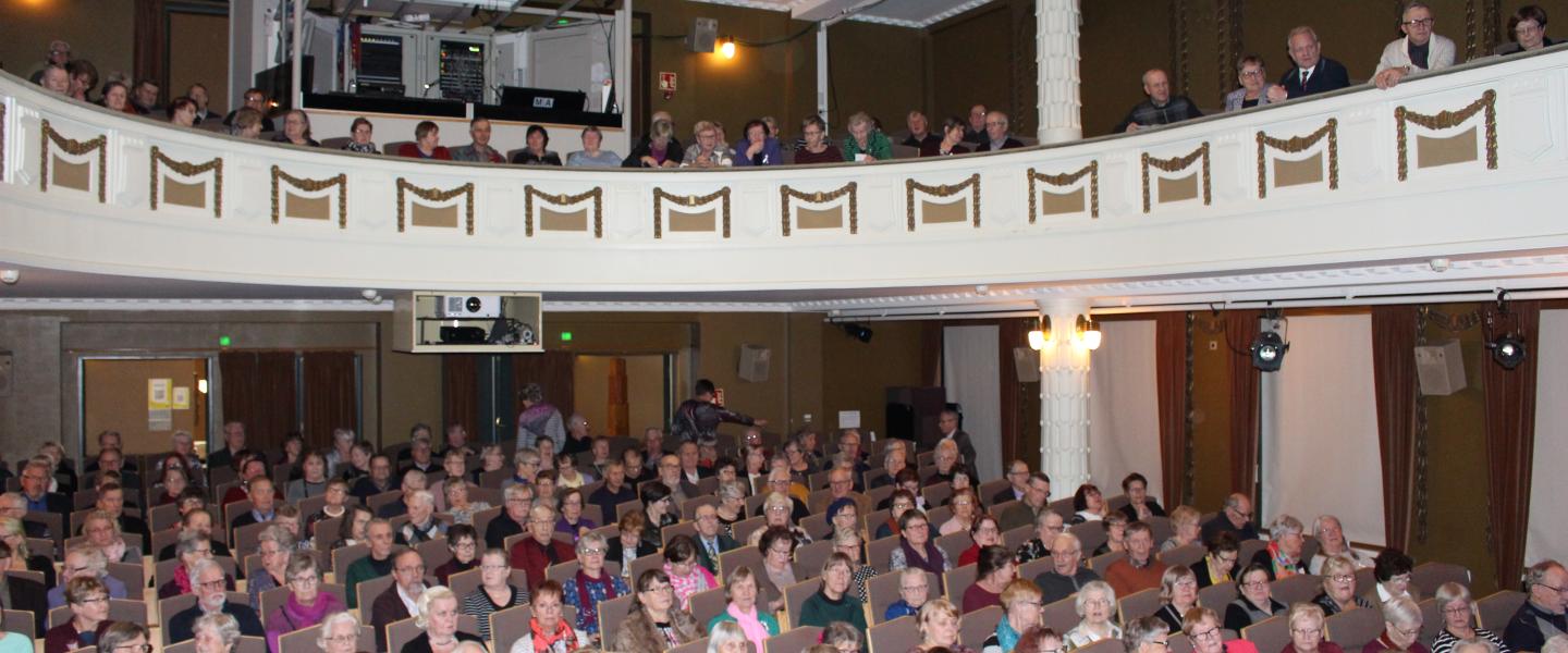 teatteri yleisö
