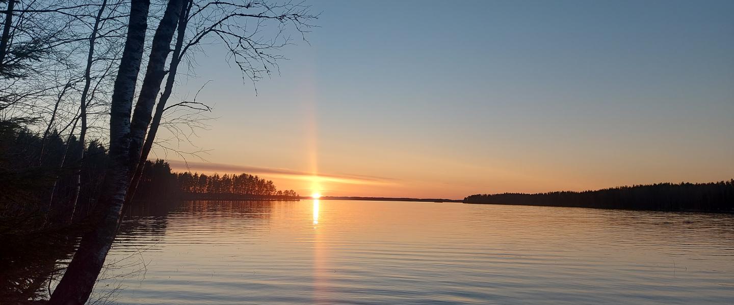 Aurinko laskee
