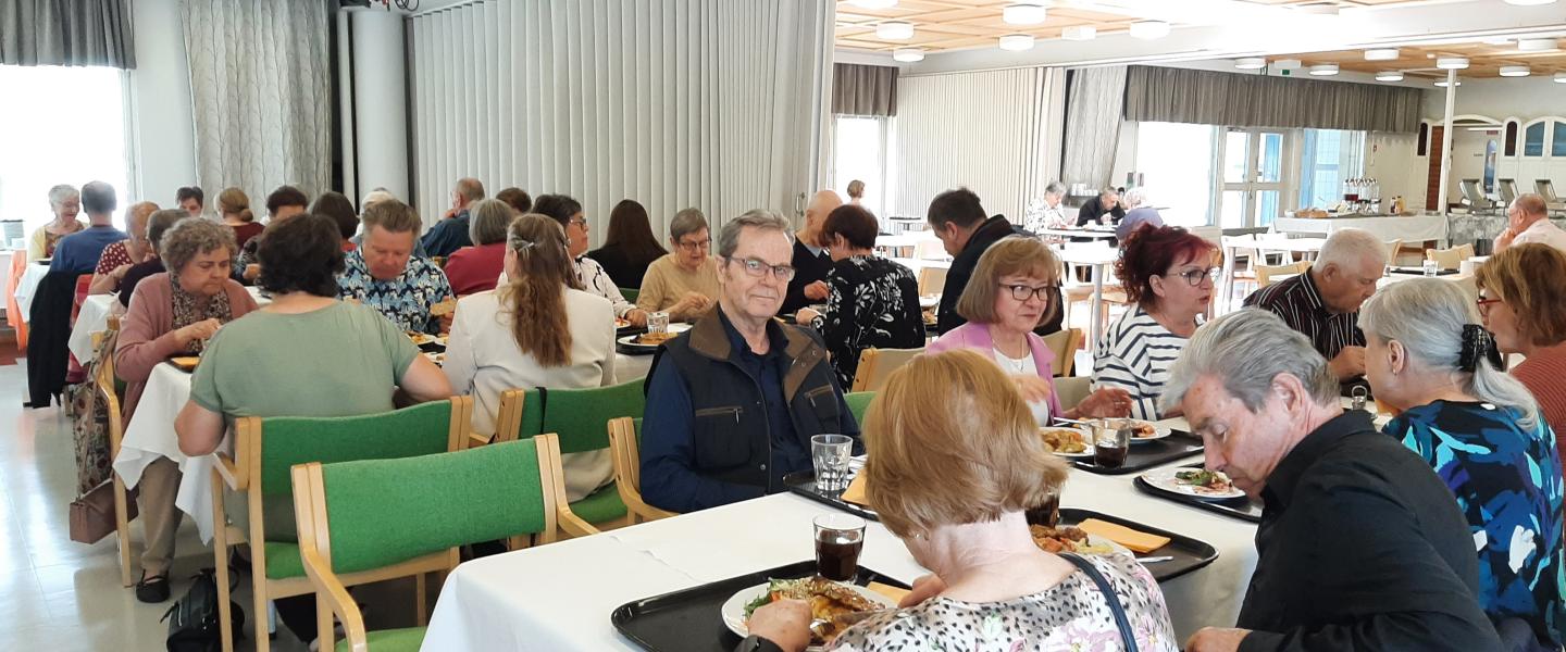 Lounastapaaminen