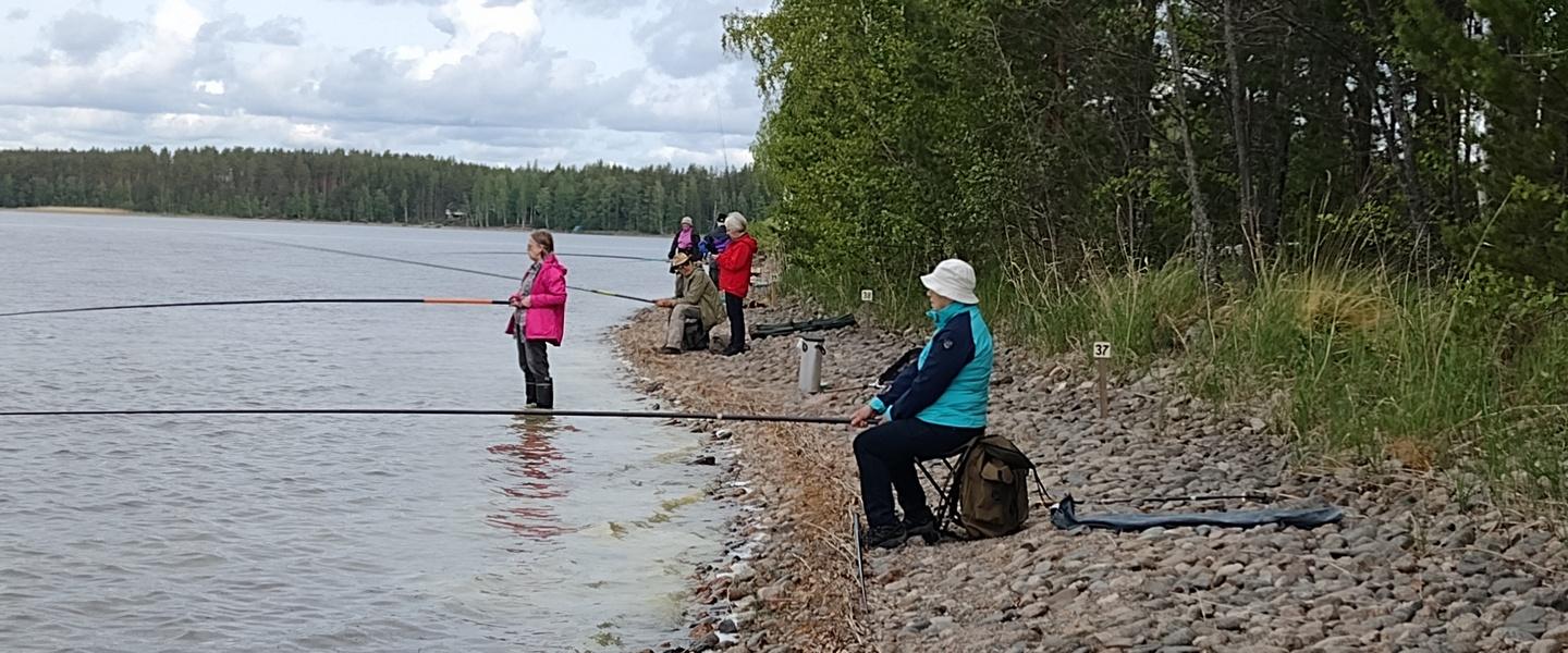 Piirin onkikilpailu Savitaipaleella