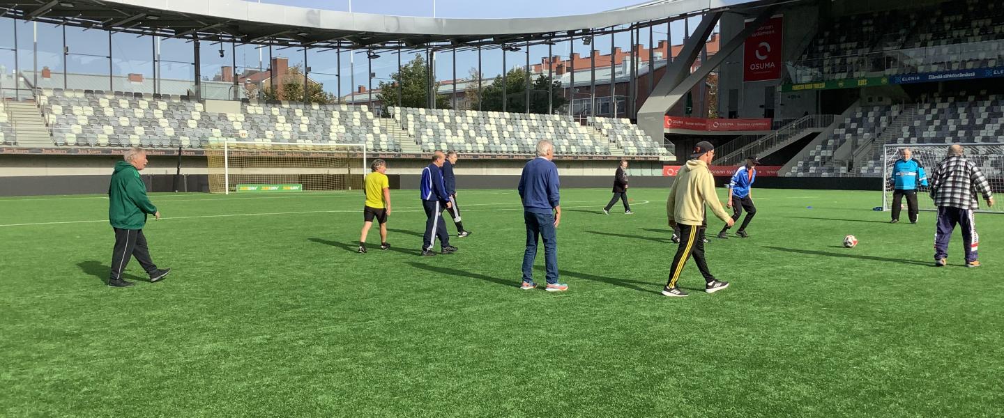 Tampere kävelyfutis Tammela stadionilla