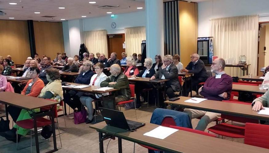 Järjestöpäivien osallistujia